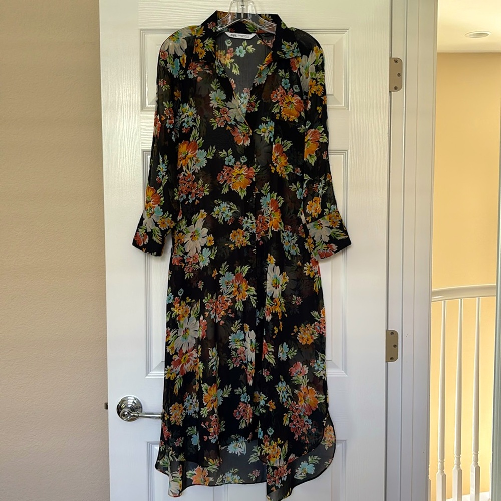Zara Multi Color Floral Sheer Dress/ Topper Buttoned with 3/4 Sleeves- XS